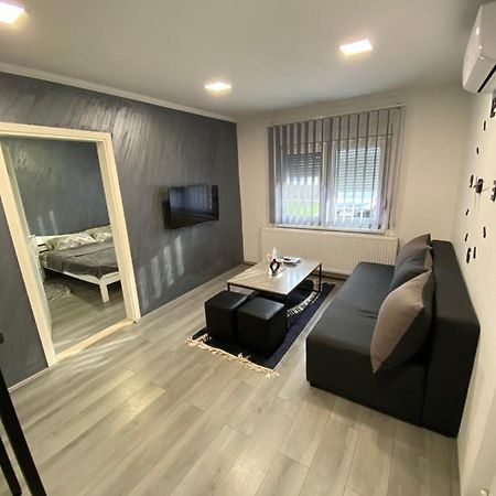 Apartmani Mira Палич Екстер'єр фото