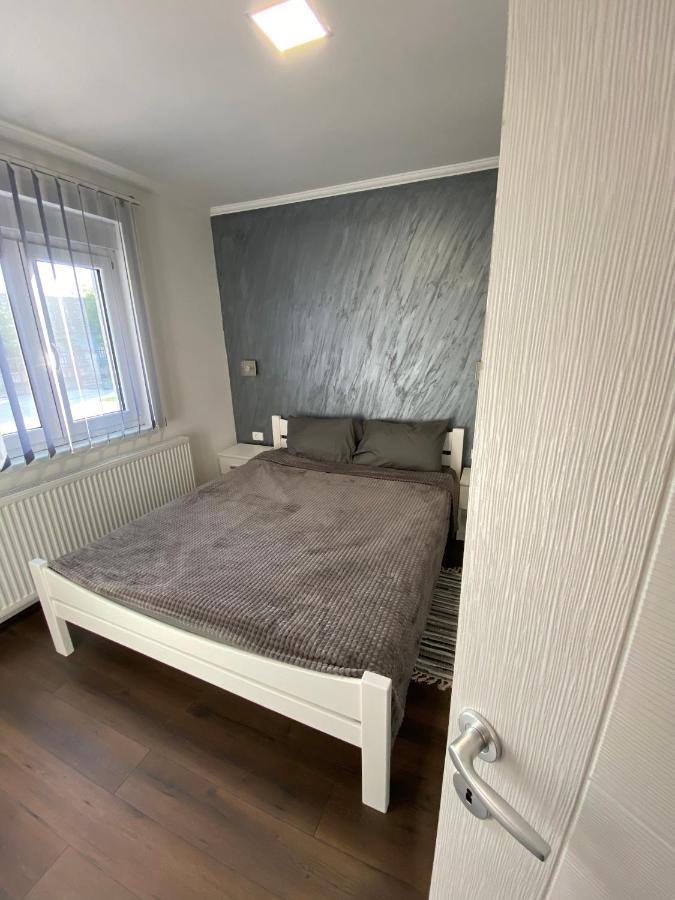 Apartmani Mira Палич Екстер'єр фото