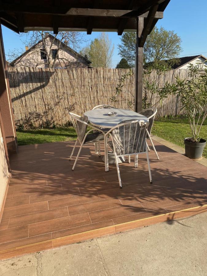 Apartmani Mira Палич Екстер'єр фото