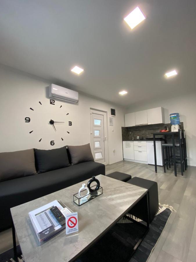 Apartmani Mira Палич Екстер'єр фото